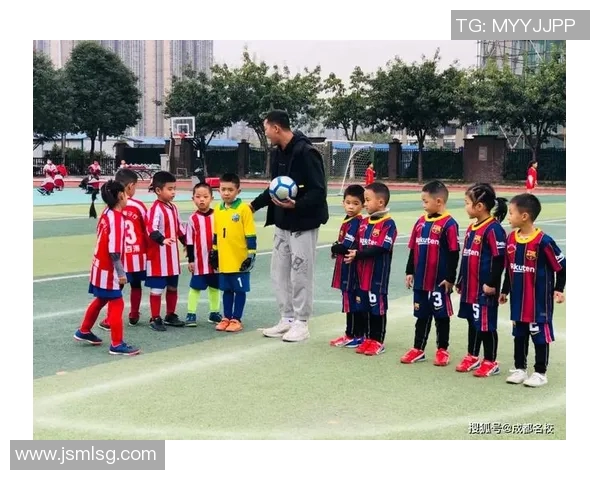 香港足球明星队大咖齐聚一堂共襄盛举展现足球魅力与激情