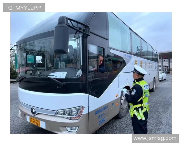 哑铃初学者必看的全面锻炼指南助你快速入门与提升